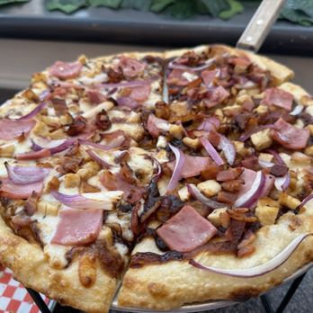Union Square Pizza & Kitchen - Backyard BBQ pizza carefully crafted with cheese only on one side, as requested for my dairy-free requirements. - Pizza Near Me - San Francisco, California Union Square Pizza & Kitchen - Backyard BBQ pizza carefully crafted with cheese only on one side, as requested for my dairy-free requirements. - Pizza Near Me - San Francisco, California