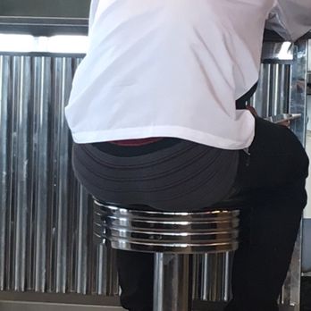 Steak ’n Shake - Employee sitting in front of us with his ass hanging out - Fast Food Near Me - Columbus, Ohio Steak ’n Shake - Employee sitting in front of us with his ass hanging out - Fast Food Near Me - Columbus, Ohio