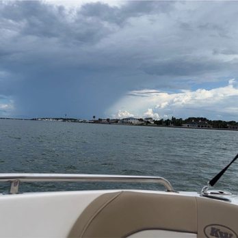 Adventure In Pardise - Boating Near Me