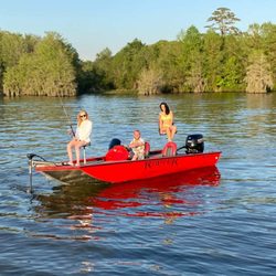 Caravelle Boat Group - Deck Boats Americus, GA