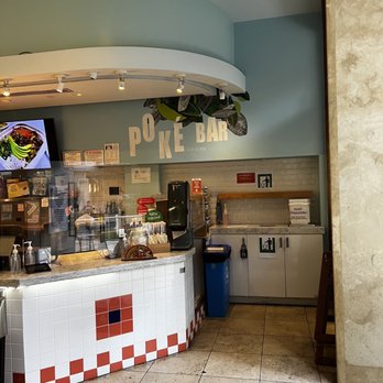 Poké Bar - Inside - Poke Near Me - Honolulu, Hawaii