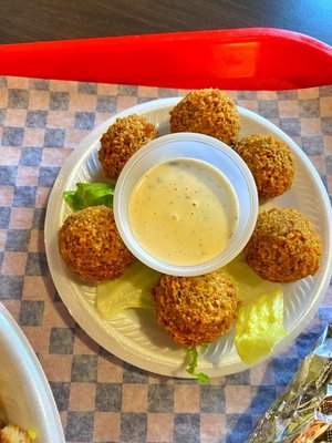 Lazeez Mediterranean cafe by null