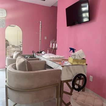 Luxe Lashes Beauty Studio - Nail Technicians Near Me Luxe Lashes Beauty Studio - Nail Technicians Near Me