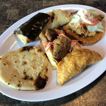 El Salvadoreño - El Salvadoreño Sampler - Salvadoran Near Me - Overland Park, Kansas El Salvadoreño - El Salvadoreño Sampler - Salvadoran Near Me - Overland Park, Kansas