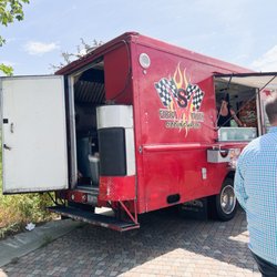 Sizzling Wagon - Food truck