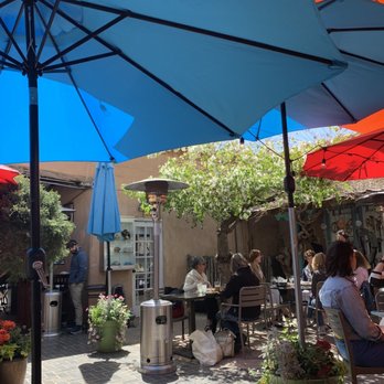 The Shed - Outdoor dining area. Dog friendly - New Mexican Cuisine Near Me - Santa Fe, New Mexico