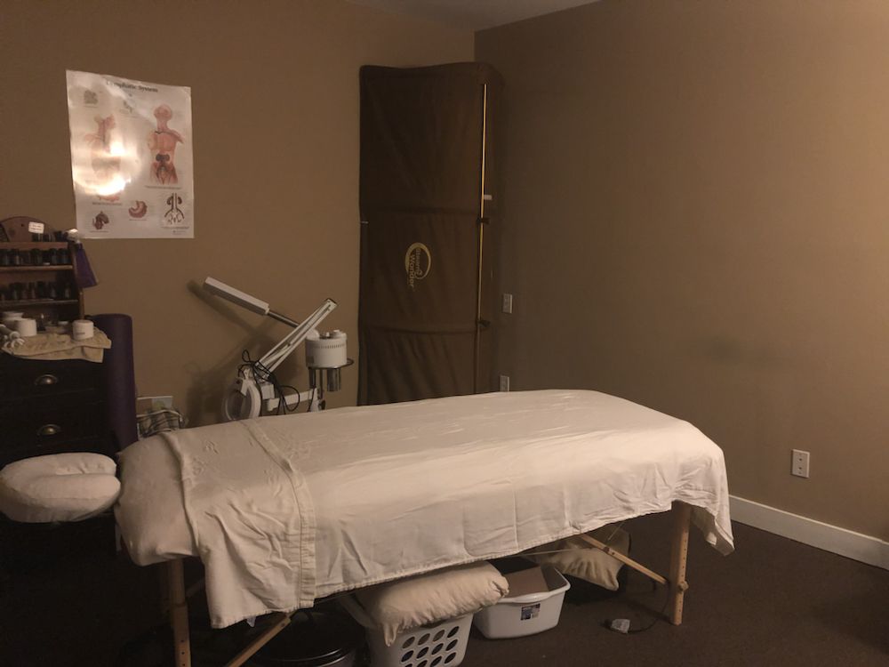 Natures Beauty Spa Logo