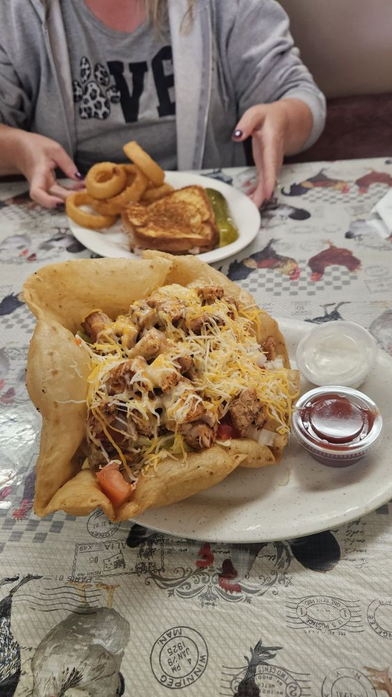 The Hen House Cafe Image
