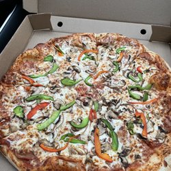 Andrew's Pizzeria - The combo pizza. Scrumptious.