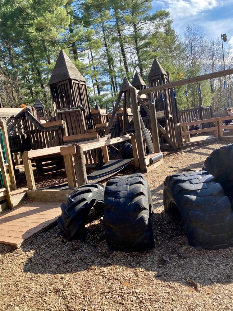 Twin Bridges Park and Kids Kove Logo