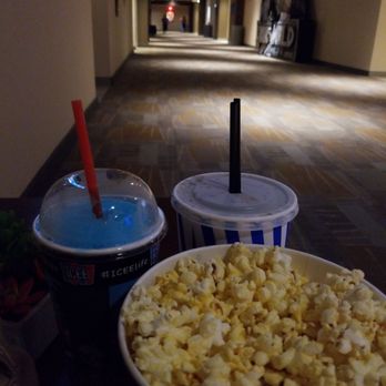 Cinépolis Luxury Cinemas - Hallway and movie essentials:) - Cinema Near Me - Euless, Texas
