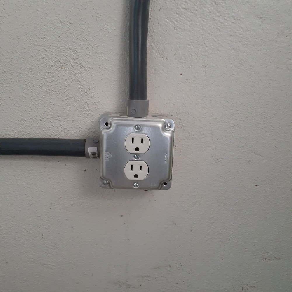 Slide of Flicker Certified Electrician