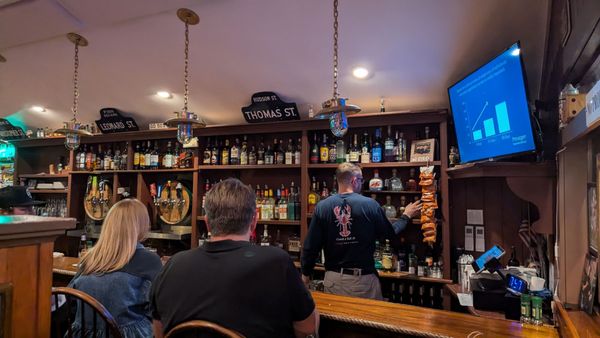 Lenny's Indian Head Inn by null