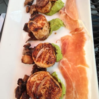Bistro La Source - Scallop appetizer - French Near Me - Jersey City, New Jersey