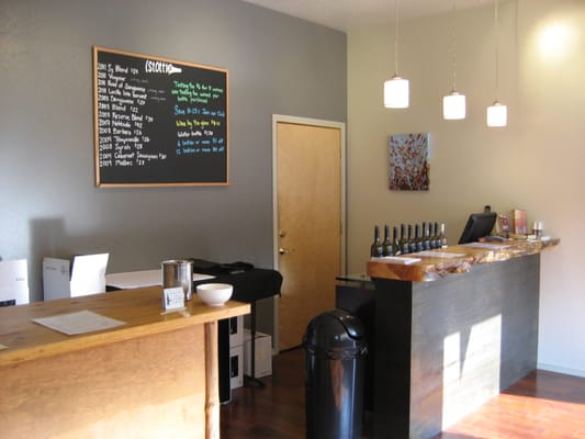 Stottle Winery Tasting Room - Hoodsport by null