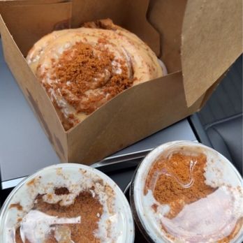Hello cafe - Cookie Butter Cinnamon Roll & Cookie Butter Latte - Cafes Near Me - Orange, California Hello cafe - Cookie Butter Cinnamon Roll & Cookie Butter Latte - Cafes Near Me - Orange, California