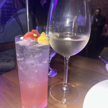 Fabrika Philly - Wine/Cocktails - Dinner Theater Near Me - Philadelphia, Pennsylvania Fabrika Philly - Wine/Cocktails - Dinner Theater Near Me - Philadelphia, Pennsylvania