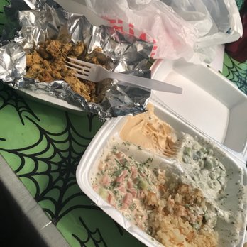 Zait Bistro - Ordered the large Chicken Shawarma Combo Plate - Mediterranean Near Me - Rancho Cucamonga, California Zait Bistro - Ordered the large Chicken Shawarma Combo Plate - Mediterranean Near Me - Rancho Cucamonga, California