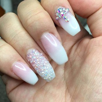Nail Lounge On Miracle Mile - Nail Salons Near Me - Stockton, California