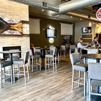 The Uptown on Main - Interior Bar Area - New American Near Me - Frisco, Colorado The Uptown on Main - Interior Bar Area - New American Near Me - Frisco, Colorado