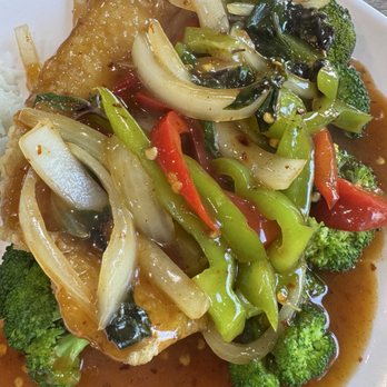 Rincome - Spicy fish lunch special - Thai Near Me - Northridge, California Rincome - Spicy fish lunch special - Thai Near Me - Northridge, California