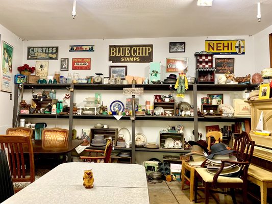 Mary's Market by null