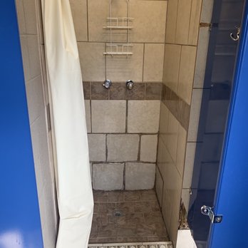 Graceland RV Park and Campground - Shower stall - Campgrounds Near Me - Memphis, Tennessee Graceland RV Park and Campground - Shower stall - Campgrounds Near Me - Memphis, Tennessee