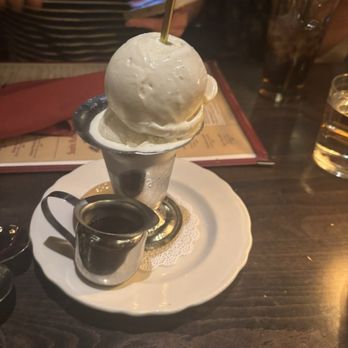 Trivoli Tavern - Ice cream - American Near Me - Chicago, Illinois