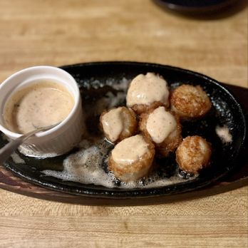 Akasaka - The popular crispy buttery sizzling deliciousness. Sizzling scallops. - Japanese Near Me - Honolulu, Hawaii