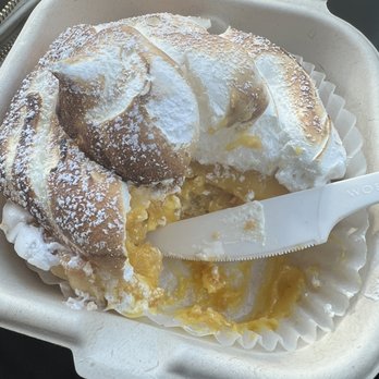 La Provence - Lemon meringue (?) - French Near Me - Kula, Hawaii La Provence - Lemon meringue (?) - French Near Me - Kula, Hawaii