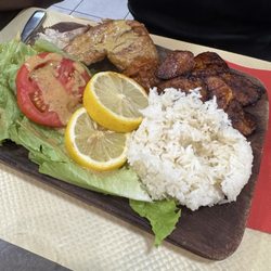 Restaurant Mame Diarra - Chicken dish