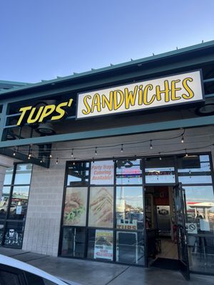 TUPS Sandwiches by null