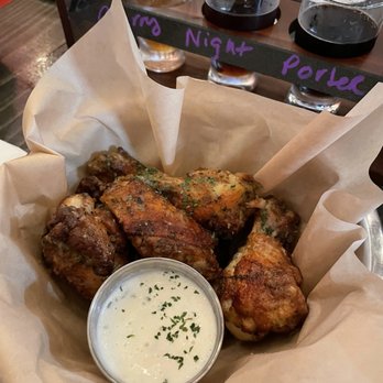 Back Unturned Brewing - Mango habanero wings - Brewpubs Near Me - San Antonio, Texas