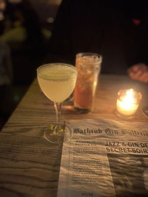BATHTUB GIN - Updated August 2025 - 810 Photos & 1186 Reviews - 132 9th ...