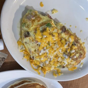 Stacks On Route 66 - 4 egg omelette - American Near Me - Glendora, California