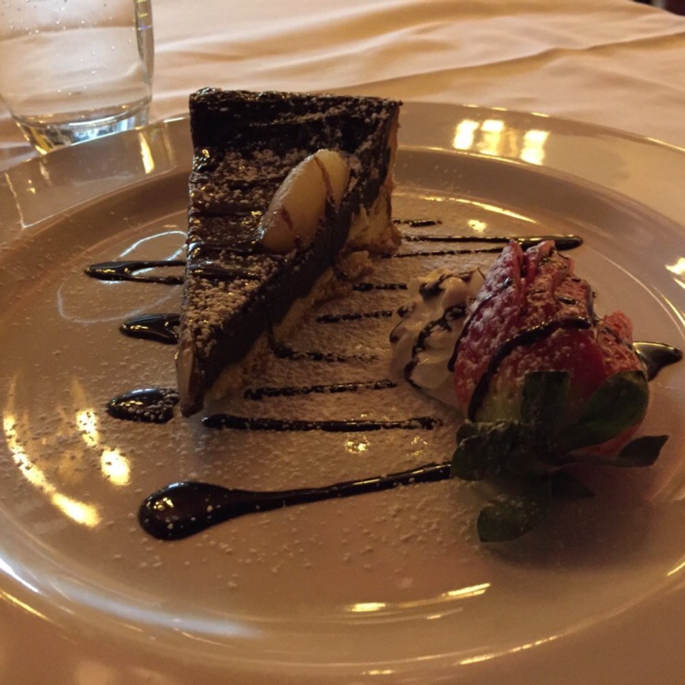 Limone - Pear and chocolate tart - Pizza Near Me - Milan, Michigan