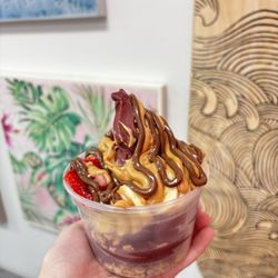 Oahu Fresh Bowls - Fort Myers - PB lover acai!!!!