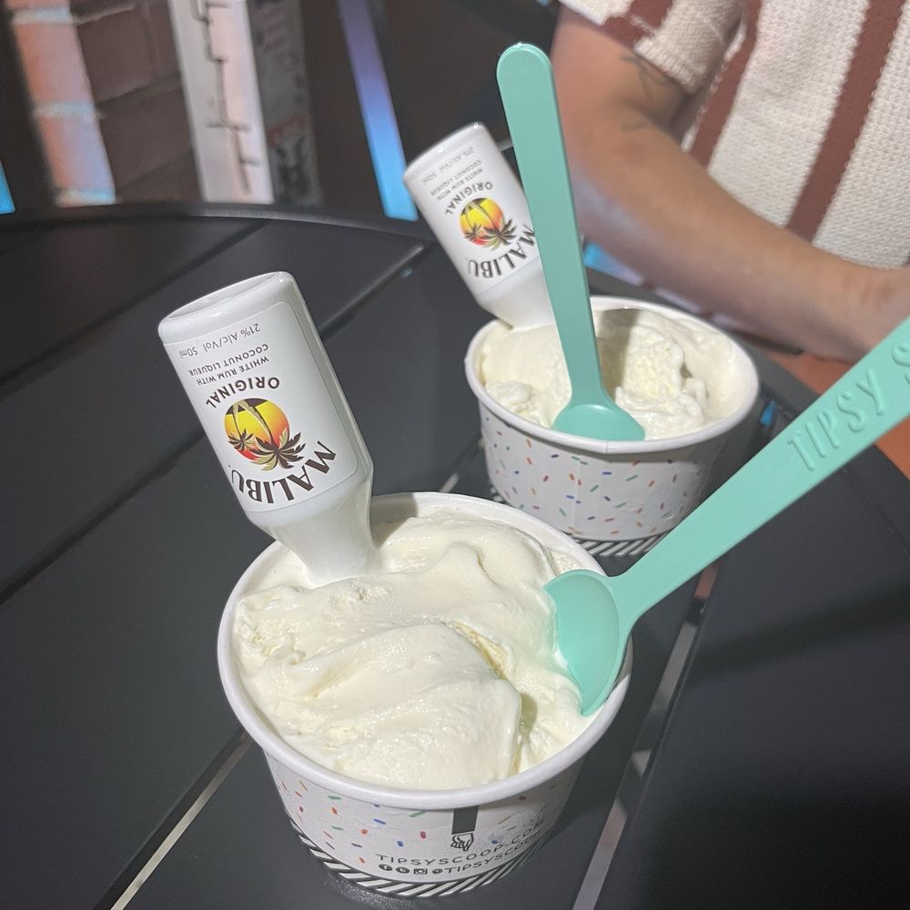 Tipsy Scoop - Cake batter - Ice Cream & Frozen Yogurt Near Me - Portland, Oregon Tipsy Scoop - Cake batter - Ice Cream & Frozen Yogurt Near Me - Portland, Oregon
