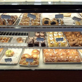 Liliha Bakery - Bakeries Near Me - Honolulu, Hawaii