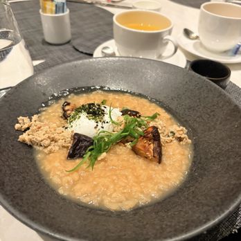 Delta One Lounge - Congee for my breakfast. - Airport Lounges Near Me - Los Angeles, California