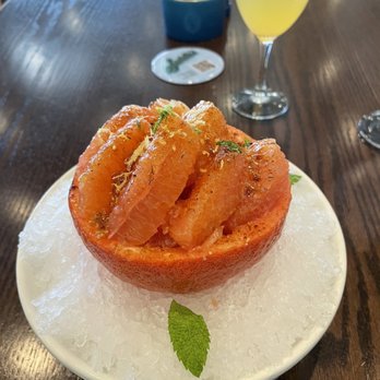 Sadelle's - Grapefruit cocktail - Breakfast & Brunch Near Me - Las Vegas, Nevada Sadelle's - Grapefruit cocktail - Breakfast & Brunch Near Me - Las Vegas, Nevada