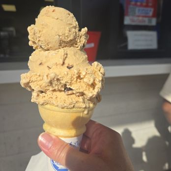 Handels Homemade Ice Cream - Coffee Chocolate Chip - single scoop on cake cone - Ice Cream & Frozen Yogurt Near Me - Oceanside, California