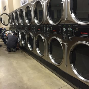 A Mr Clean Laundry - Laundromat Near Me - Escondido, California