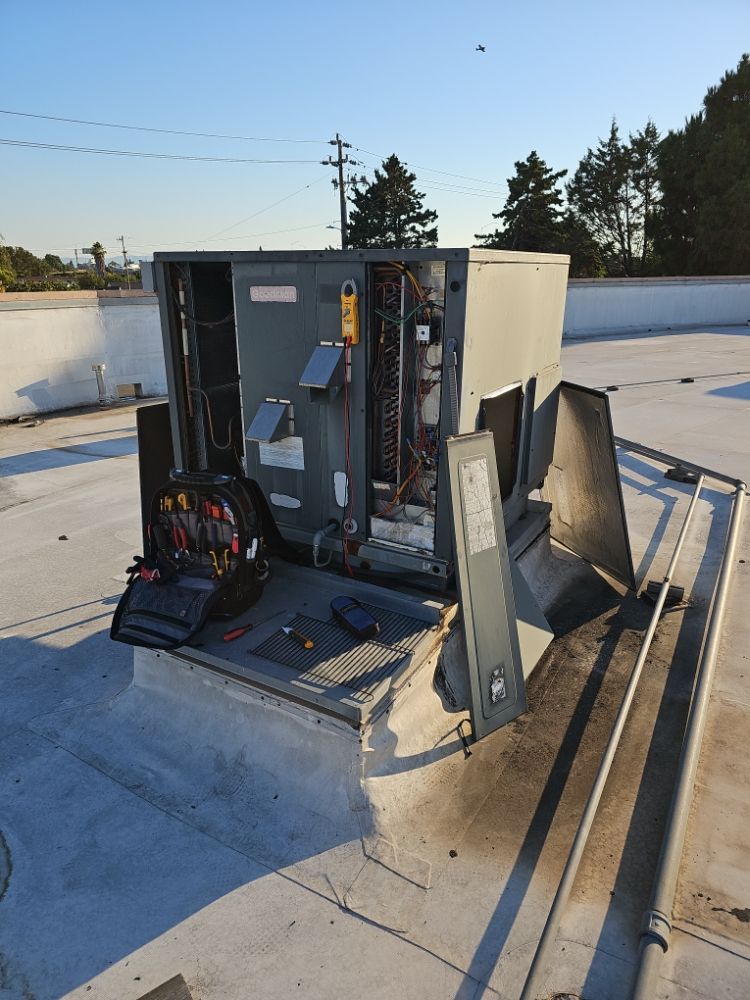 Slide of HVAC Industry & Commercial