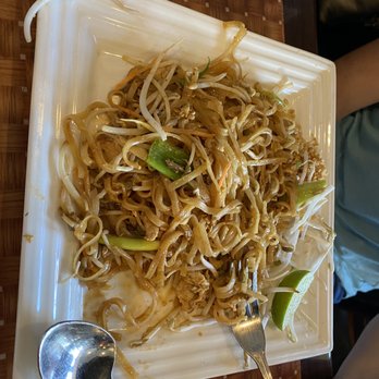Thai Spice - Pad Thai with chicken - Thai Near Me - Bel Air, Maryland