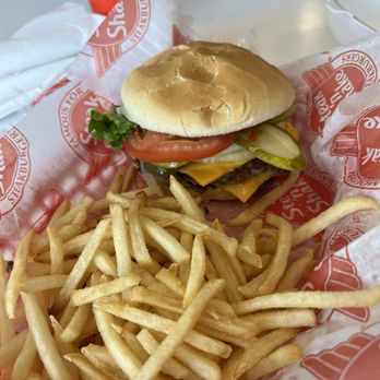 Steak ’n Shake - Double combo - Breakfast & Brunch Near Me - Brunswick, Ohio Steak ’n Shake - Double combo - Breakfast & Brunch Near Me - Brunswick, Ohio