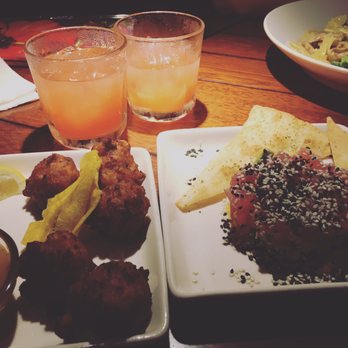 Bahama Breeze - Run flight, conch fritters and ahi tuna poke - Seafood Near Me - Raleigh, North Carolina Bahama Breeze - Run flight, conch fritters and ahi tuna poke - Seafood Near Me - Raleigh, North Carolina