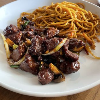 Brodard Restaurant - Shaken Beef with Garlic Noodles (IG: @christal.light) - Vietnamese Near Me - Fountain Valley, California Brodard Restaurant - Shaken Beef with Garlic Noodles (IG: @christal.light) - Vietnamese Near Me - Fountain Valley, California