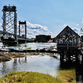 Buoy Shack - Seafood Near Me - Kittery, Maine