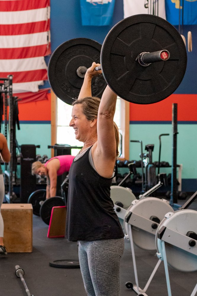CJ Strength & Conditioning Logo